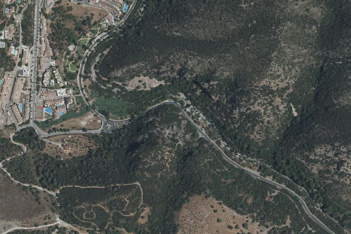 Aerial photo of the Benahavis area