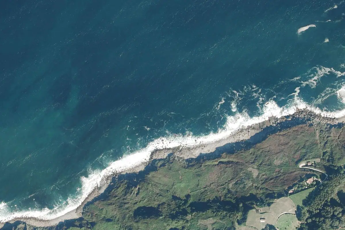 Foto aérea de la zona de Oles - Tazones