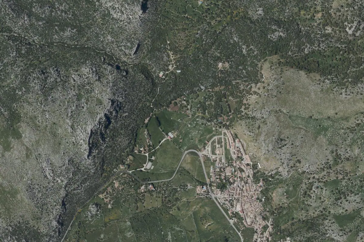 Foto aérea de la zona de Benaocaz