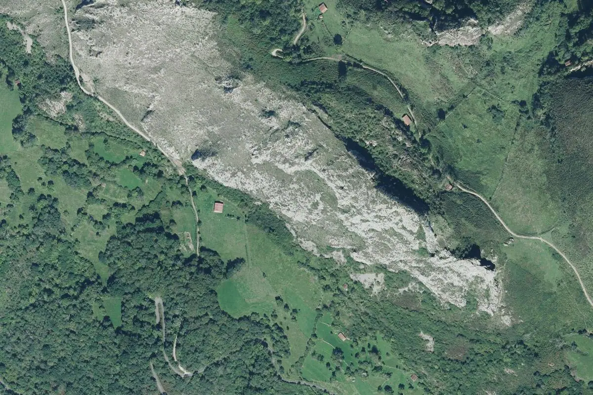 Aerial photo of the Carbes area