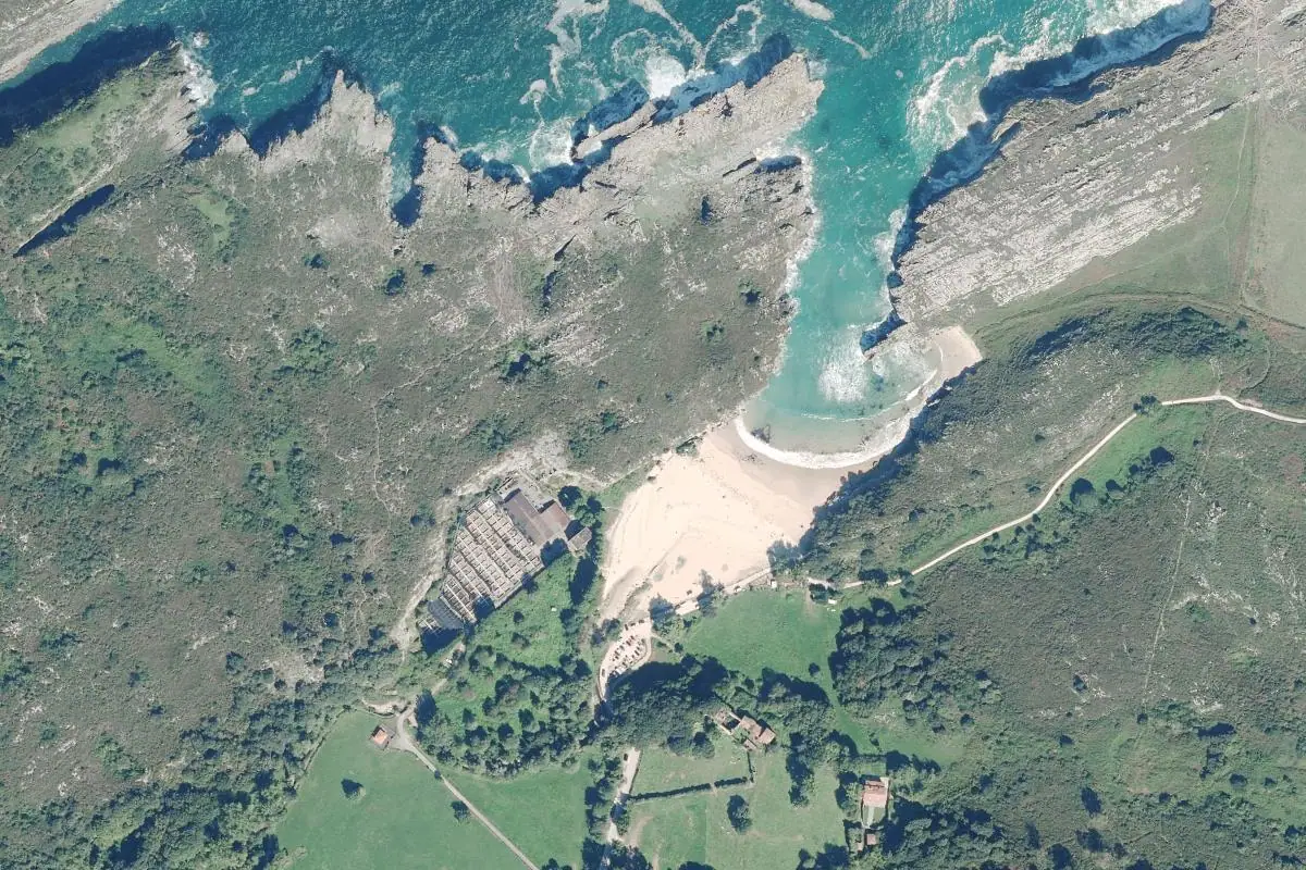 Foto aérea de la zona de Cuevas del Mar