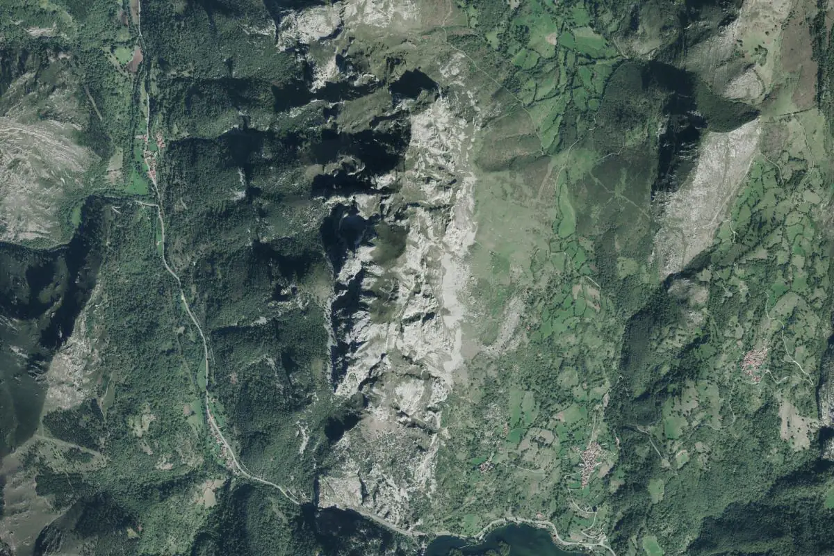 Foto aérea de la zona de Quirós