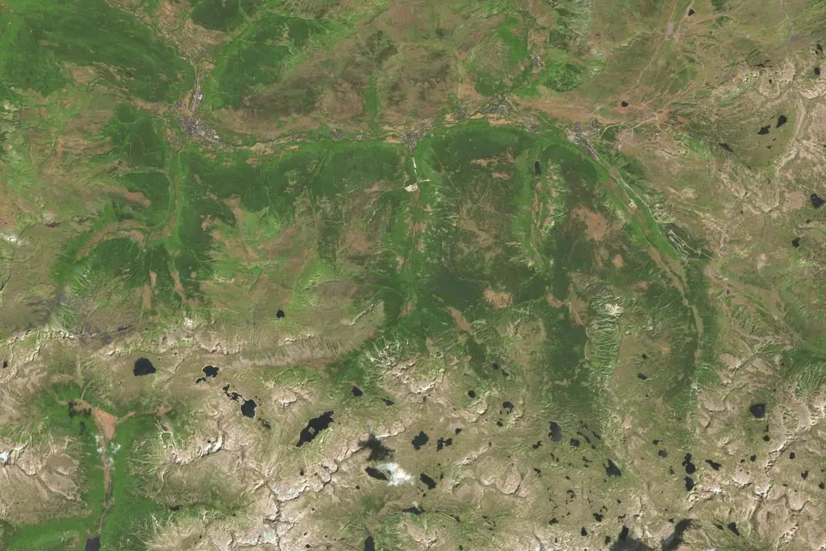 Foto aérea de la zona de Pirineus Occidentals