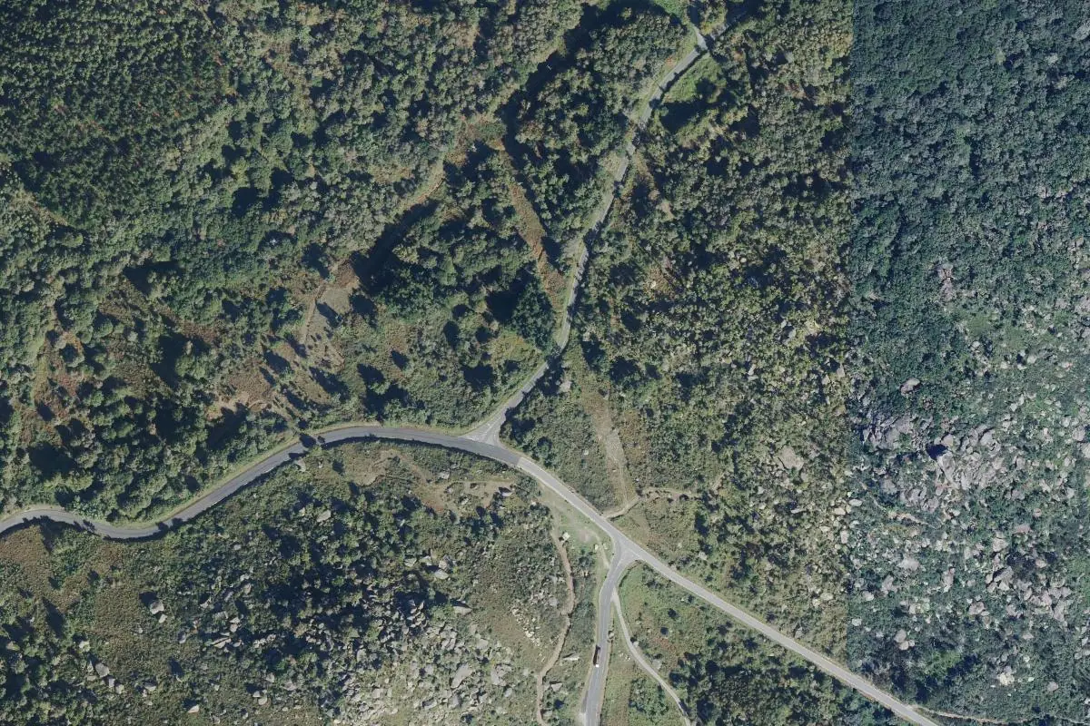 Foto aérea de la zona de Equinox - Trad climbing