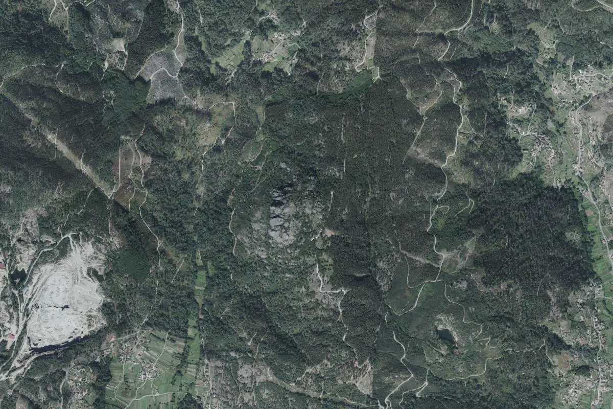 Foto aérea de la zona de Faro de Budiño