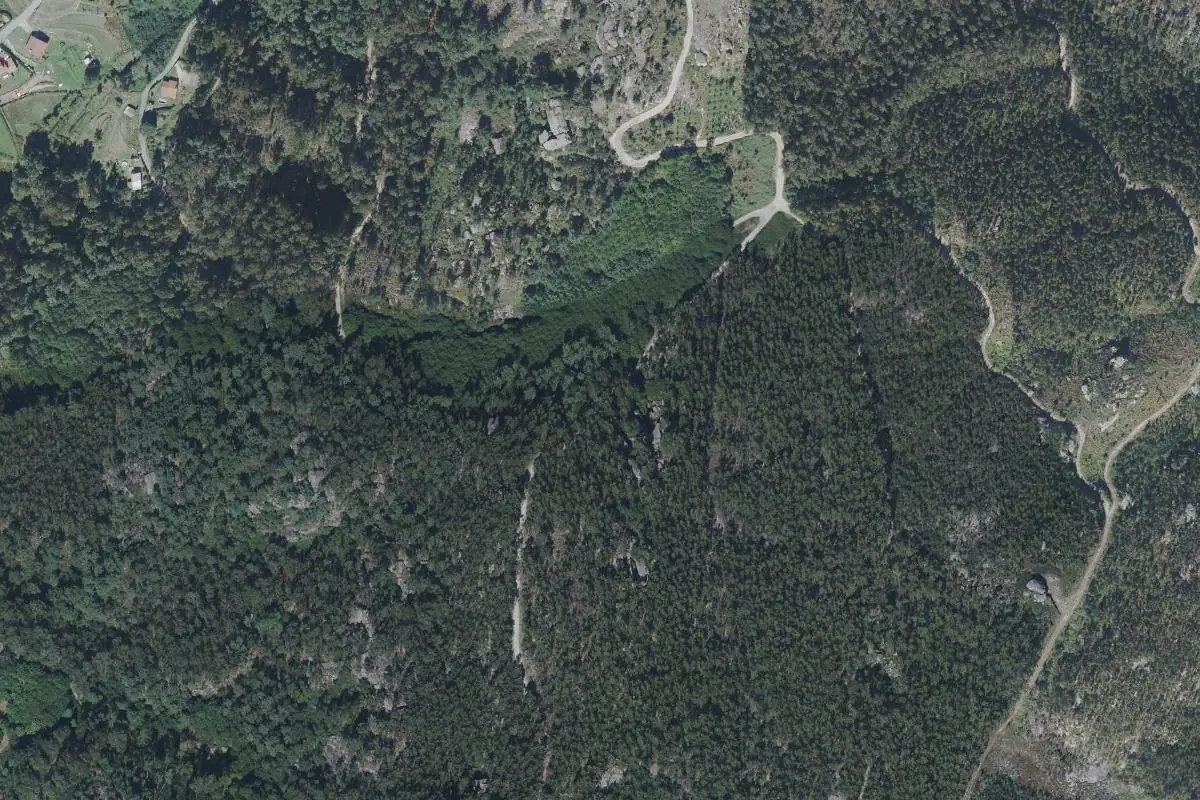 Aerial photo of the Separate, Megatrave - Bouldering area
