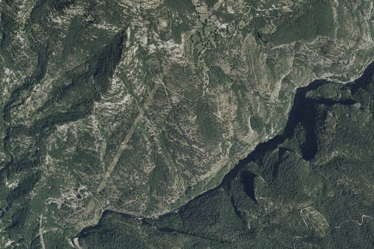 Foto aérea de la zona de Valle de Benasque · Congosto de Ventamillo
