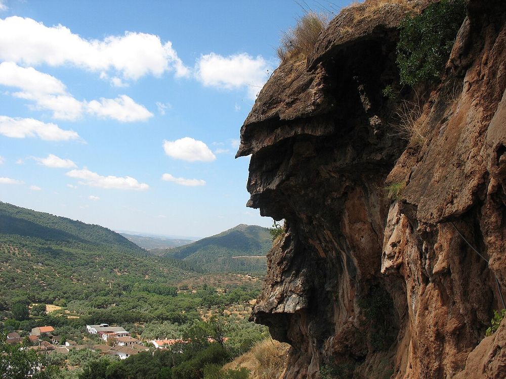 Peña de Arias Montano, Alájar