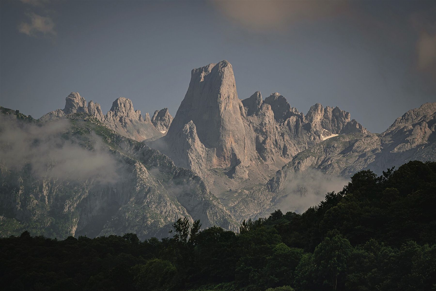 Picu Urriellu (Naranjo de Bulnes)